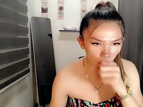 YoungAsianHardCock online show from January 18, 2:52 am