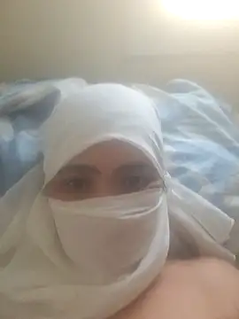 katiyvy online show from December 18, 4:45 pm