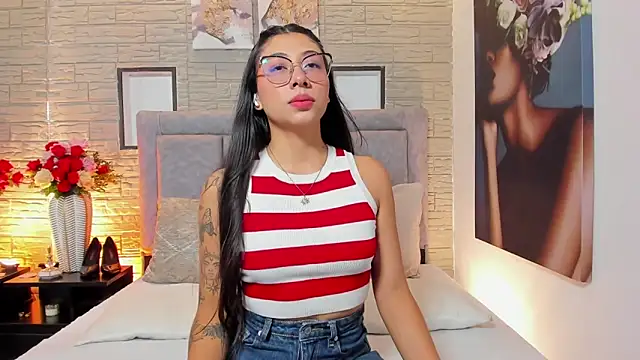 LanaRouse online show from February 4, 10:24 pm