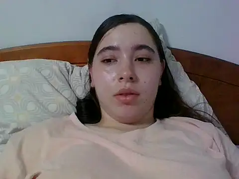 Anni 00001 online show from December 18, 7:18 pm