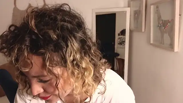 Grecia Miller  online show from December 15, 12:21 pm