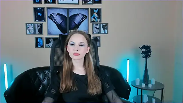 SsoniaRay online show from December 18, 12:10 pm