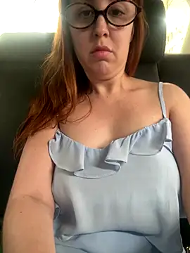 gingergirl2025 online show from December 17, 4:44 pm