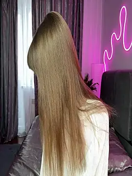 Moonliiine online show from December 16, 5:57 am