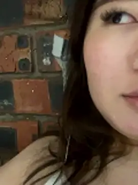 Sarah2127 online show from January 9, 1:32 am