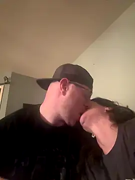 Sexcapades2025 online show from December 15, 12:16 am