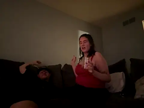 Sexcapades2025 online show from December 19, 12:37 am