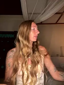 OpheliaRoxx online show from January 15, 11:22 pm