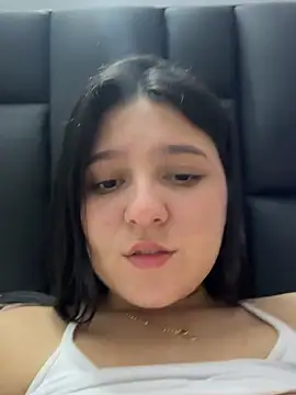 Camila sanchez25 online show from February 7, 10:13 pm