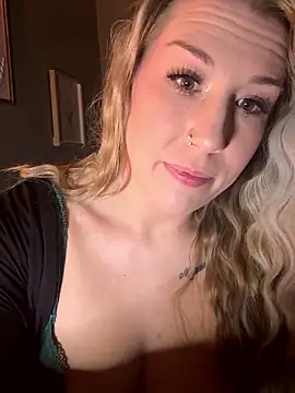 GeneralMamaXo online show from January 8, 12:58 am