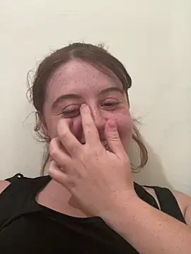 pomelito2 online show from December 18, 3:28 pm