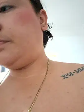 Jessie em online show from January 16, 6:59 pm