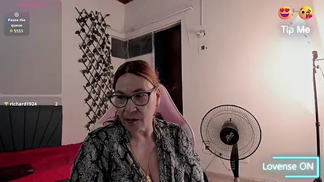 MS  samantha online show from March 2, 11:06 am