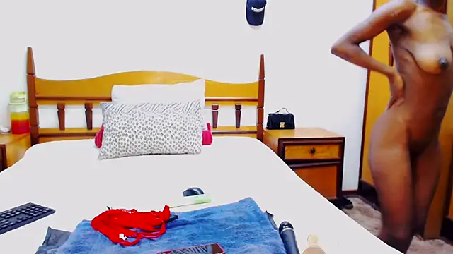 DarkAfricanLadyxx online show from February 17, 7:46 pm