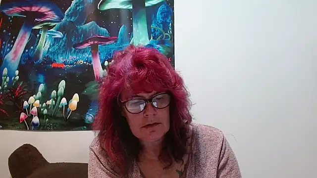 ladylavende3 online show from October 15, 5:21 am