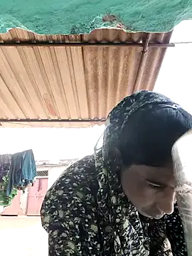 lodhi8080 online show from February 10, 10:51 am