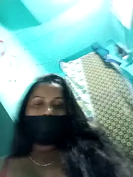 debpriyasen92 online show from February 18, 11:53 am