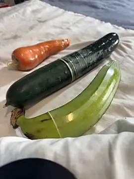 dani bela online show from February 24, 2:11 am