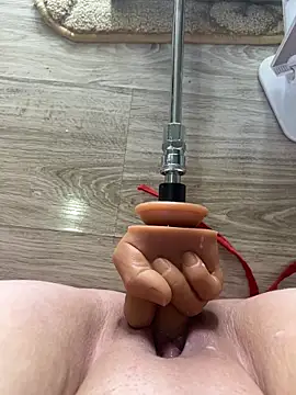 BettySquirtson online show from January 10, 5:56 am