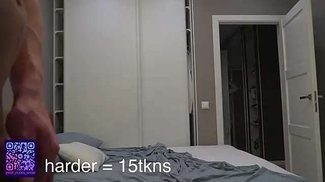 hot fucks online show from February 8, 4:33 pm