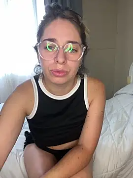 soyanahii online show from February 11, 10:11 pm