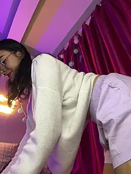 Iam Lyan  online show from February 20, 10:21 pm