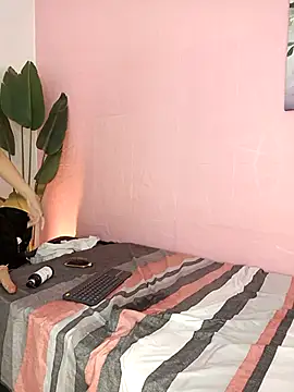 pinky  bunny online show from January 11, 3:44 am