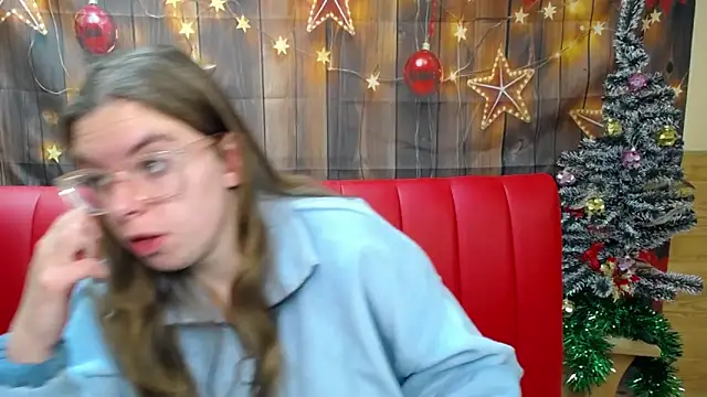 MaryCholls online show from January 17, 2:24 pm