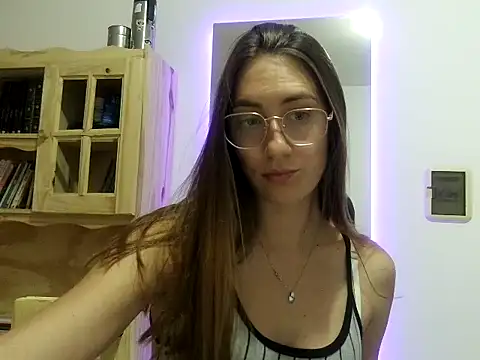 Noracherry online show from February 26, 6:29 pm