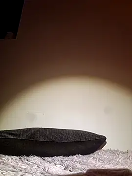 Divana2000 online show from February 18, 9:47 pm