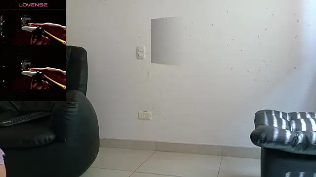 sarahe9769 online show from February 11, 5:14 pm