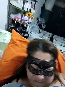 PatriciaGrajales online show from February 6, 2:53 pm