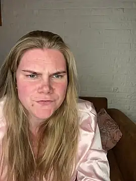 SexyBlondJoanna online show from March 5, 7:09 pm