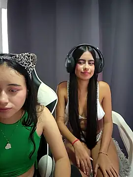 l0lita emi online show from February 17, 5:23 pm