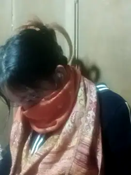 jjennyyy online show from February 3, 6:22 am