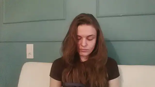 Vyressa online show from March 6, 1:06 pm