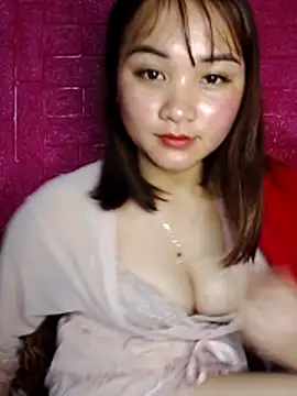 Lisakeem online show from February 12, 1:24 pm