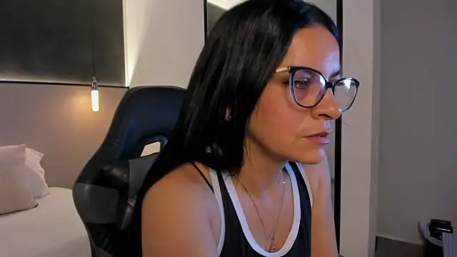 valeria greedy online show from January 15, 8:15 pm