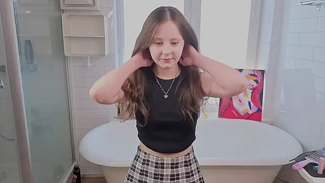 CinthiaSluis online show from February 12, 8:27 am