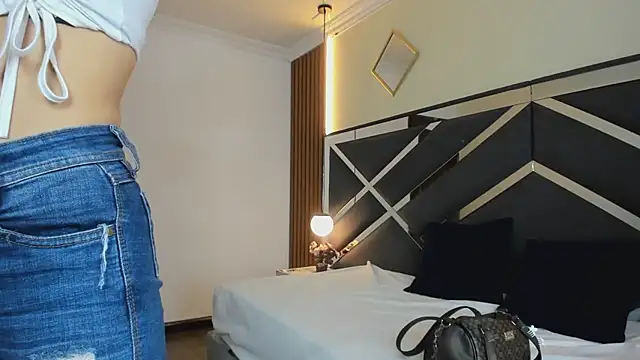 Ambarross  online show from February 28, 2:16 pm