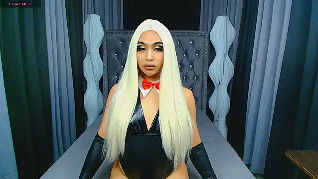 Clea Moore online show from February 6, 2:59 am