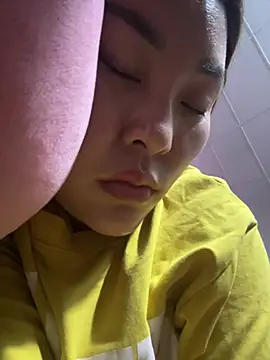 Bayby-xxx online show from January 18, 8:54 am