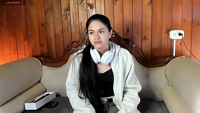 CottonCloud20 online show from March 2, 1:29 pm