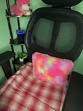 Praachiiii online show from February 17, 4:50 pm