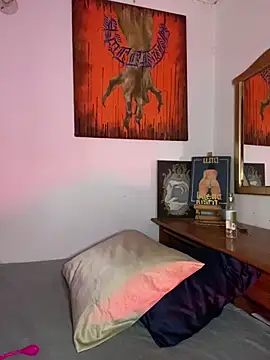 PUFF BUNNY online show from March 2, 1:51 pm