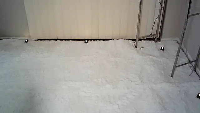 realivorydesire online show from January 17, 4:42 am