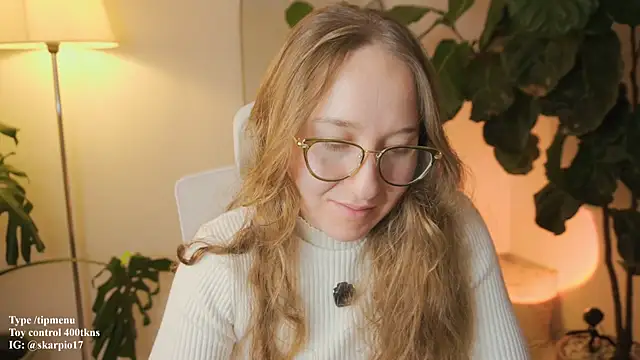 Scarlett NoirMuse online show from February 27, 2:22 am