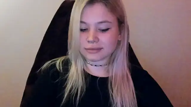 Lulu Di online show from February 5, 11:41 pm