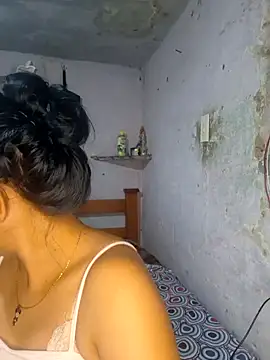 Daniela Cruz  online show from March 1, 1:27 am