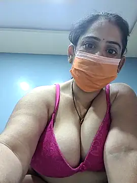 diyam4002 online show from February 12, 2:08 pm